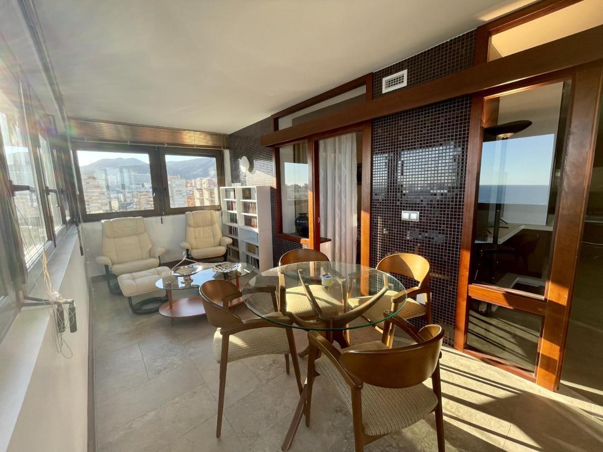 Exclusive Beachfront Apartment Torremolinos - Pool - Paddle - Tenis - Wifi - Central Aircon エクステリア 写真