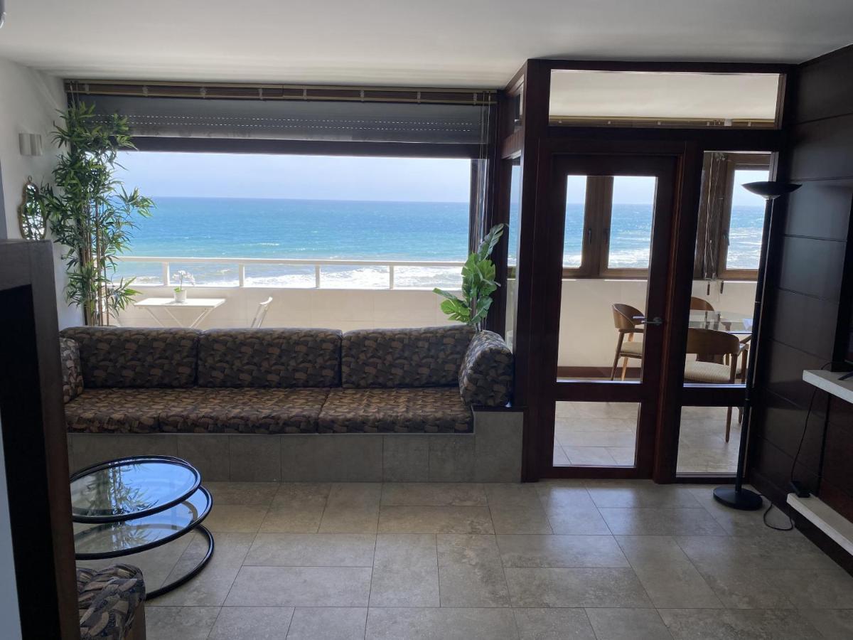Exclusive Beachfront Apartment Torremolinos - Pool - Paddle - Tenis - Wifi - Central Aircon エクステリア 写真